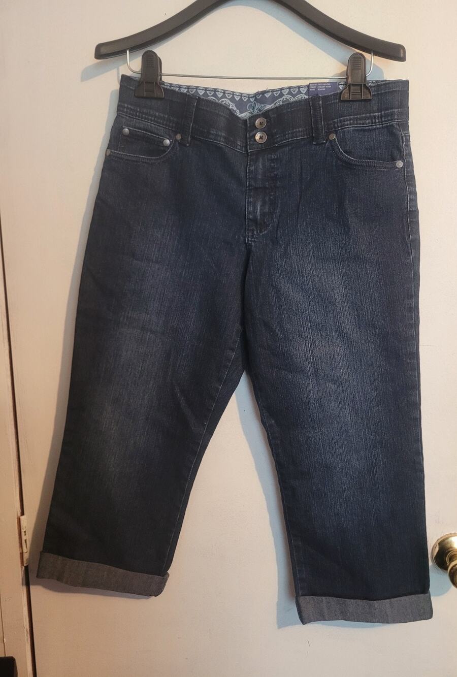 Bandolino Boheme Capri Women's 8 Blue Denim Pants Stretch NWT Boho Hippie Vacay